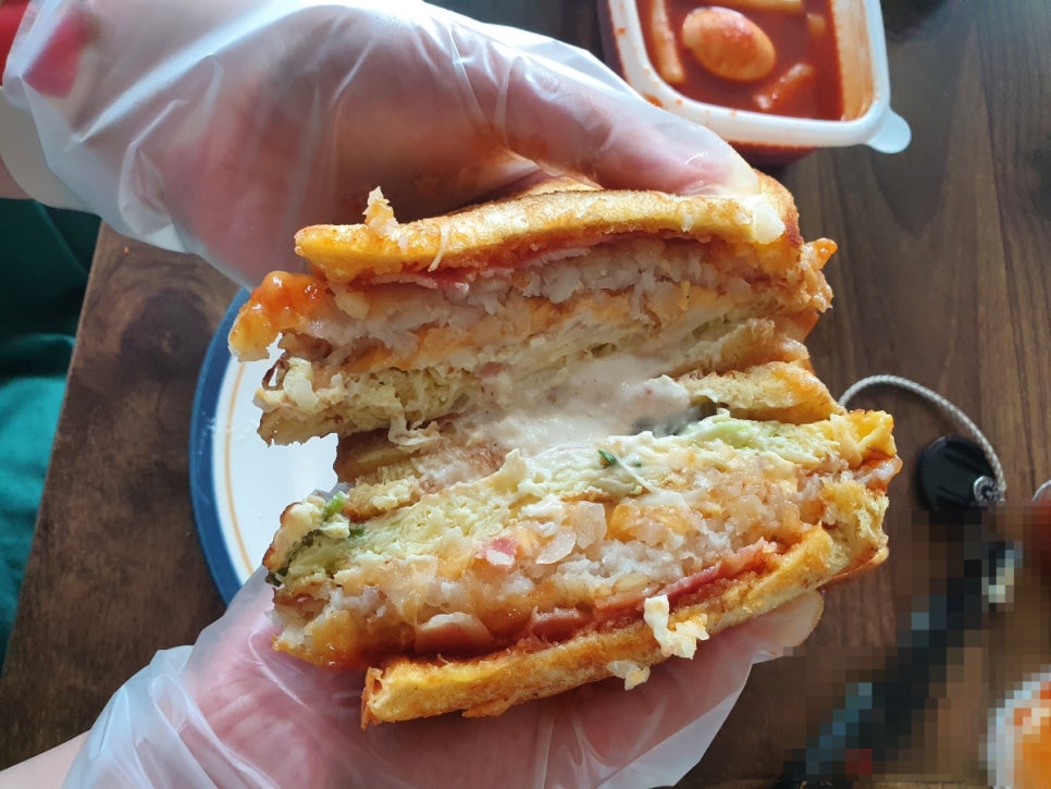 발칙한토스트 이미지
