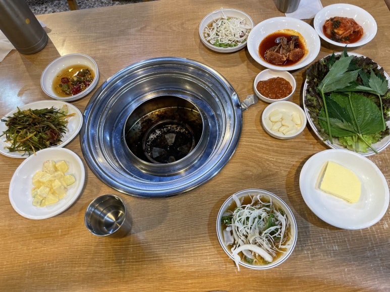 흥부골숯불돼지갈비 이미지