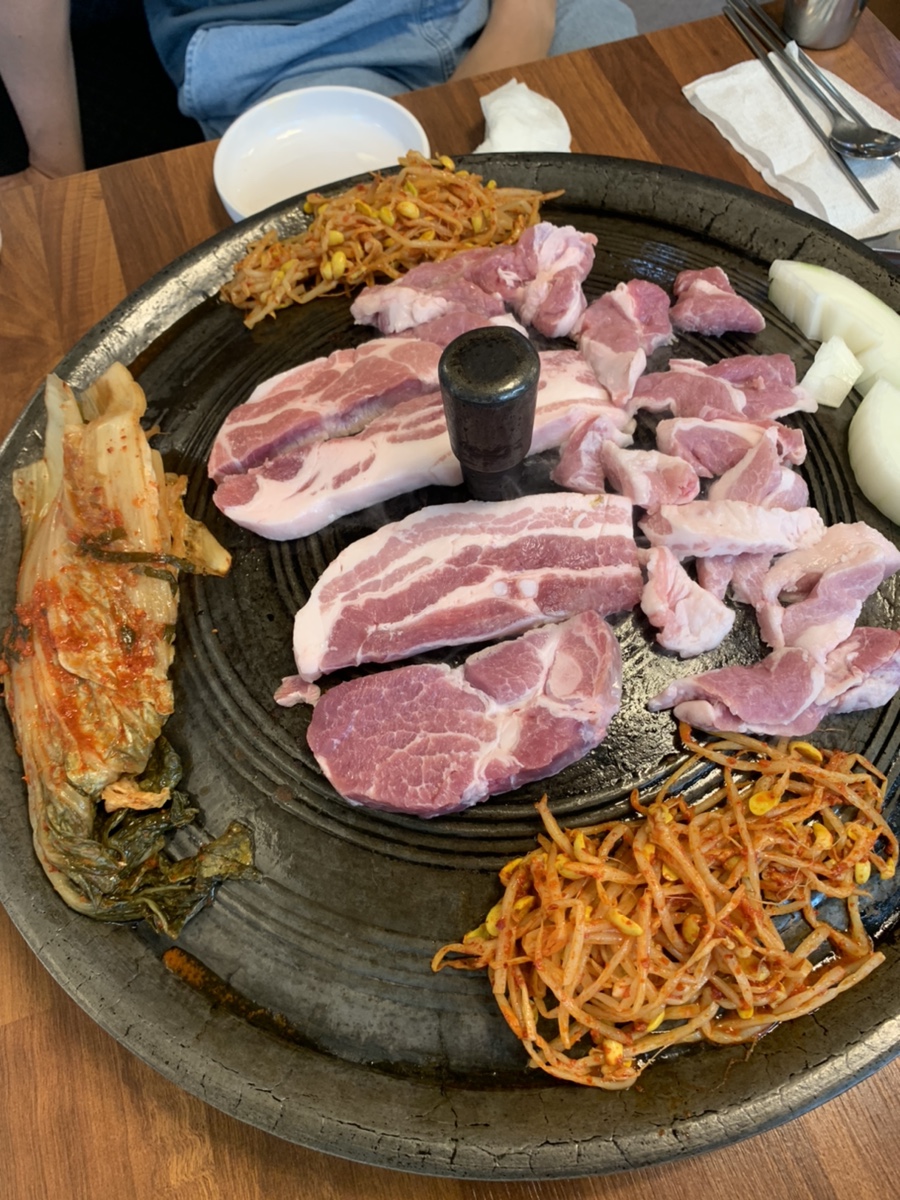 빨리와솥뚜껑삼겹살 이미지
