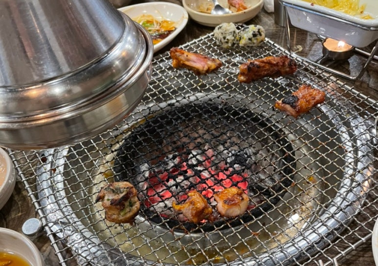 신고집숯불닭갈비 이미지