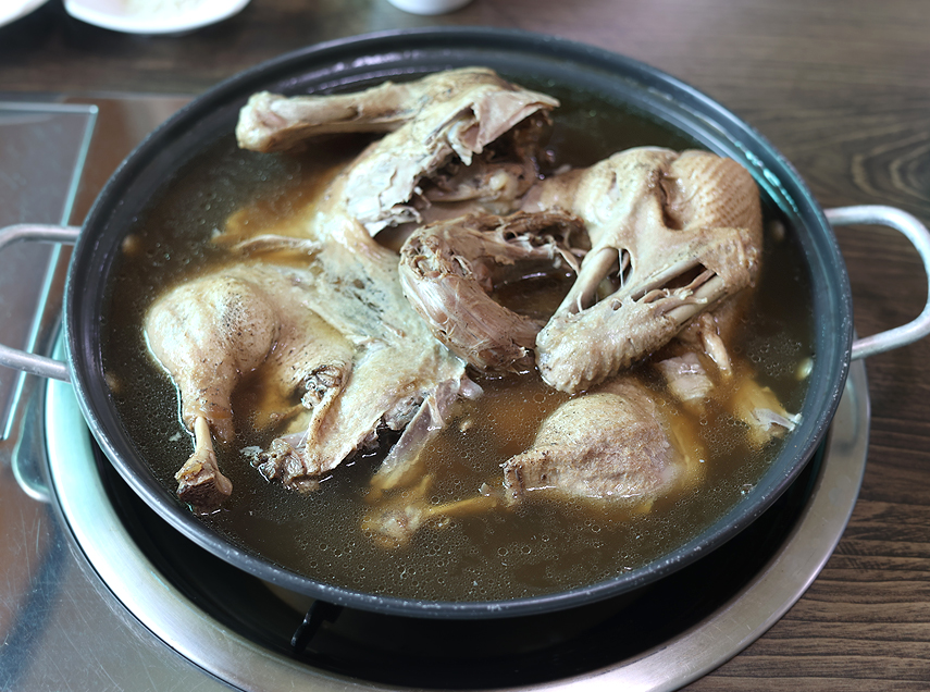 황금한방오리 이미지