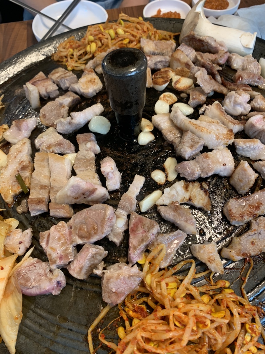 빨리와솥뚜껑삼겹살 이미지