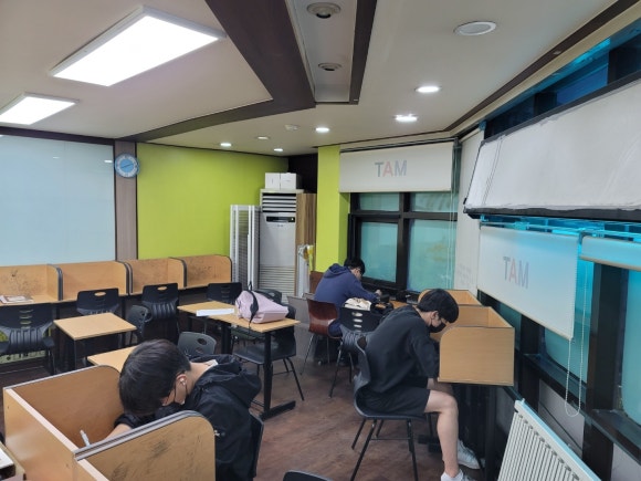 엠에이티 이미지