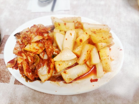 대운통닭 이미지