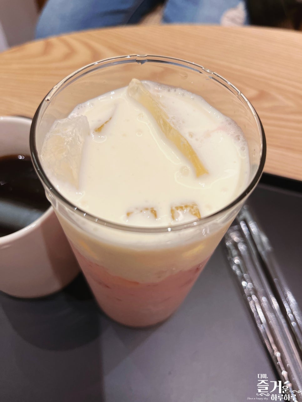 텐퍼센트커피마산야구장점 이미지