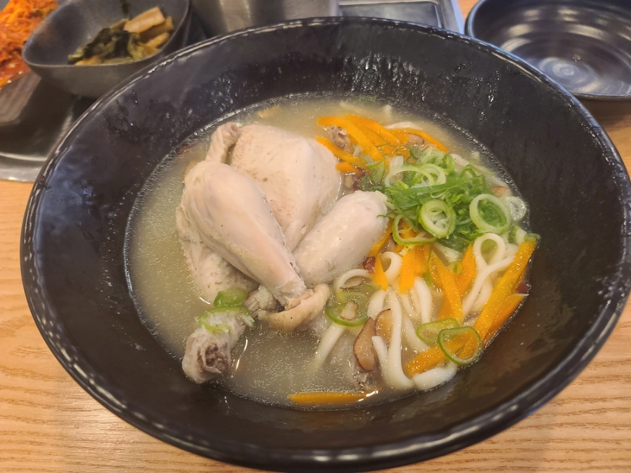 이층칼국수 이미지
