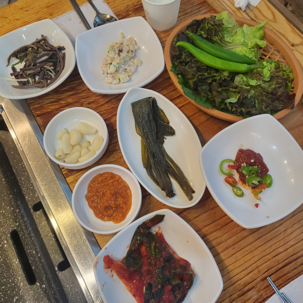 통통돌판생삼겹살 이미지