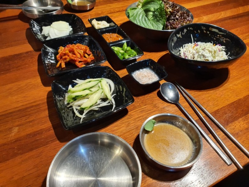 족뱅이족발 이미지