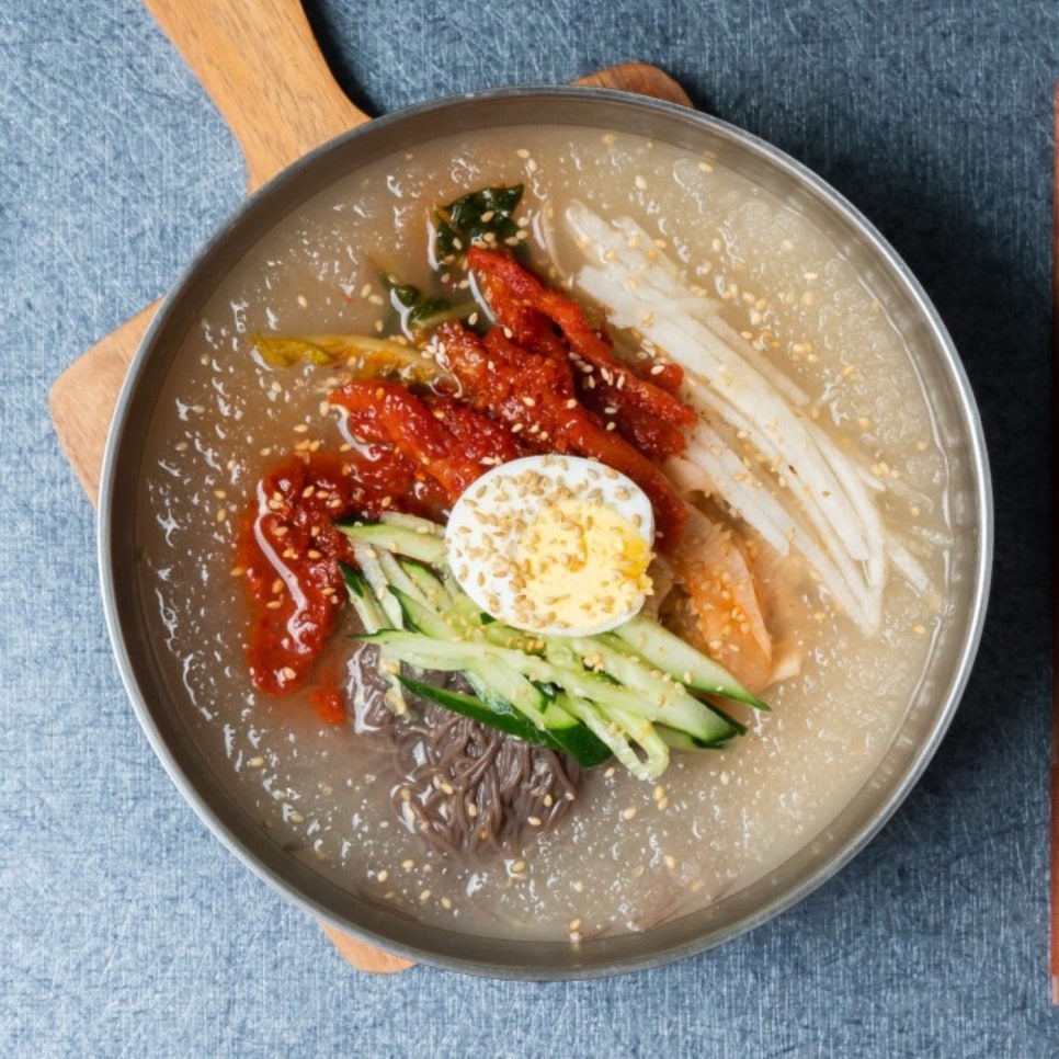 육각수냉면 이미지