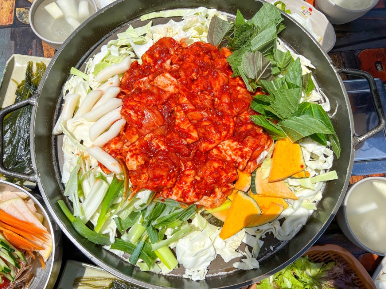 남이섬꼬꼬숯불닭갈비 이미지