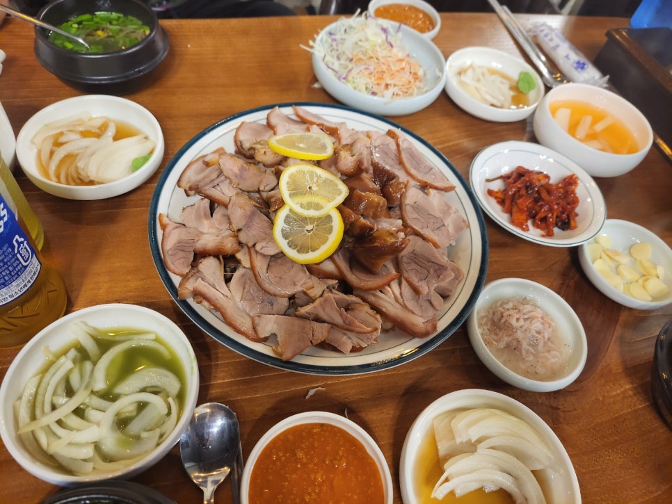 신사동왕족발 이미지