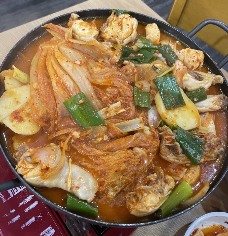 이모네닭볶음탕 이미지