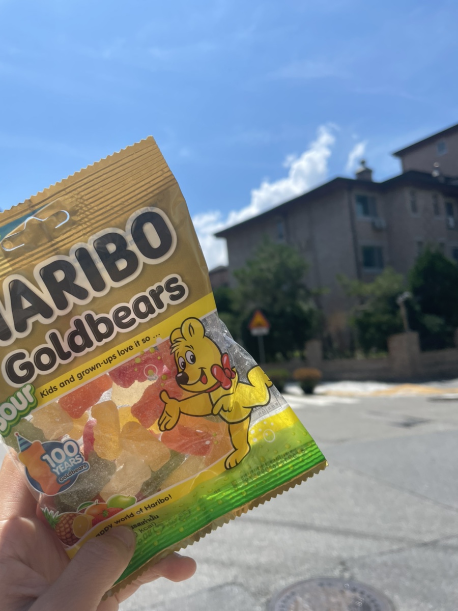 사우어(SOUR) 이미지