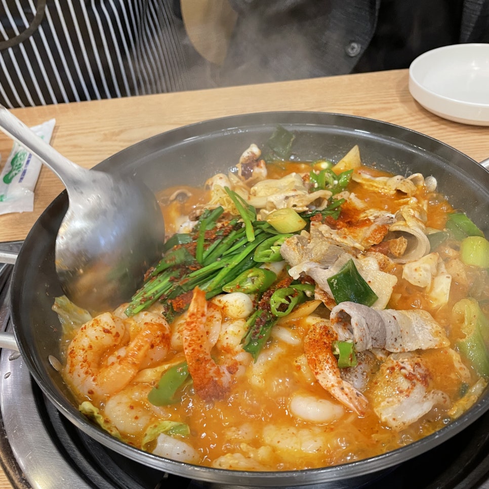 김치뚝딱낙곱새 이미지