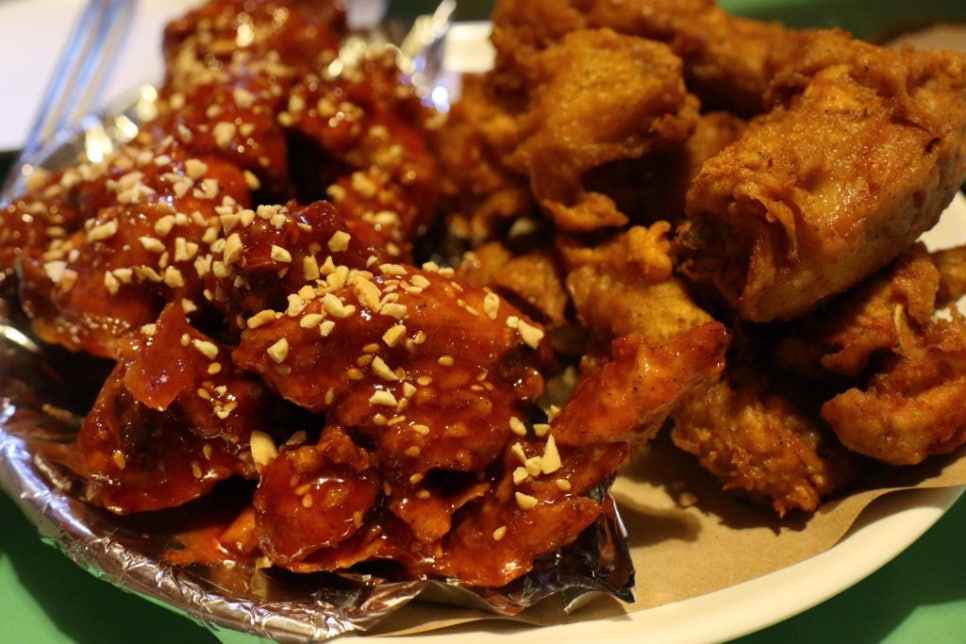 반반치킨 이미지