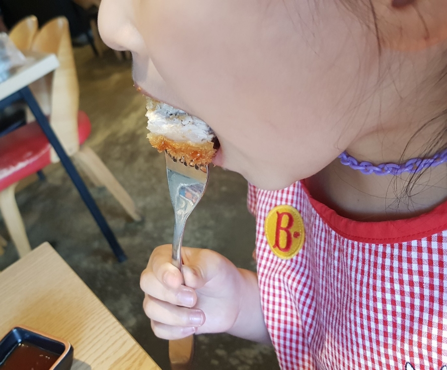 신봉족발 이미지