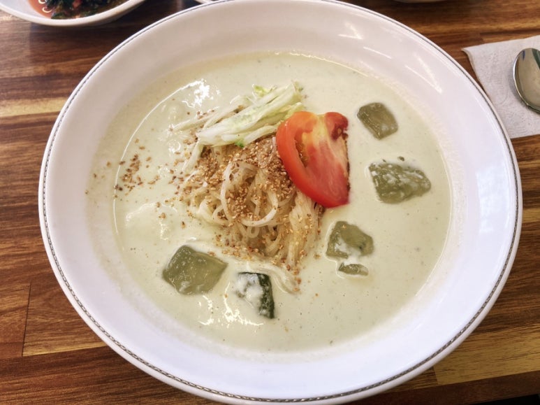 노랑콩두부 이미지