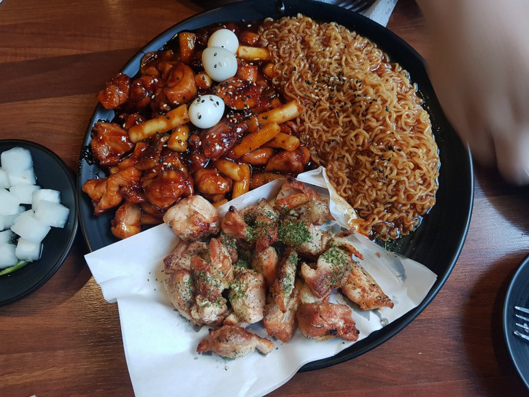 숯불꼬꼬아찌 이미지