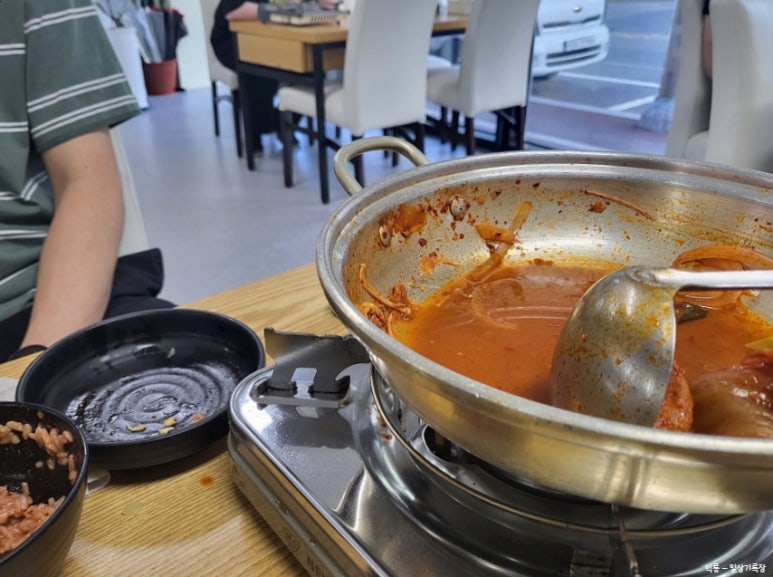 자작나무김치찜 이미지