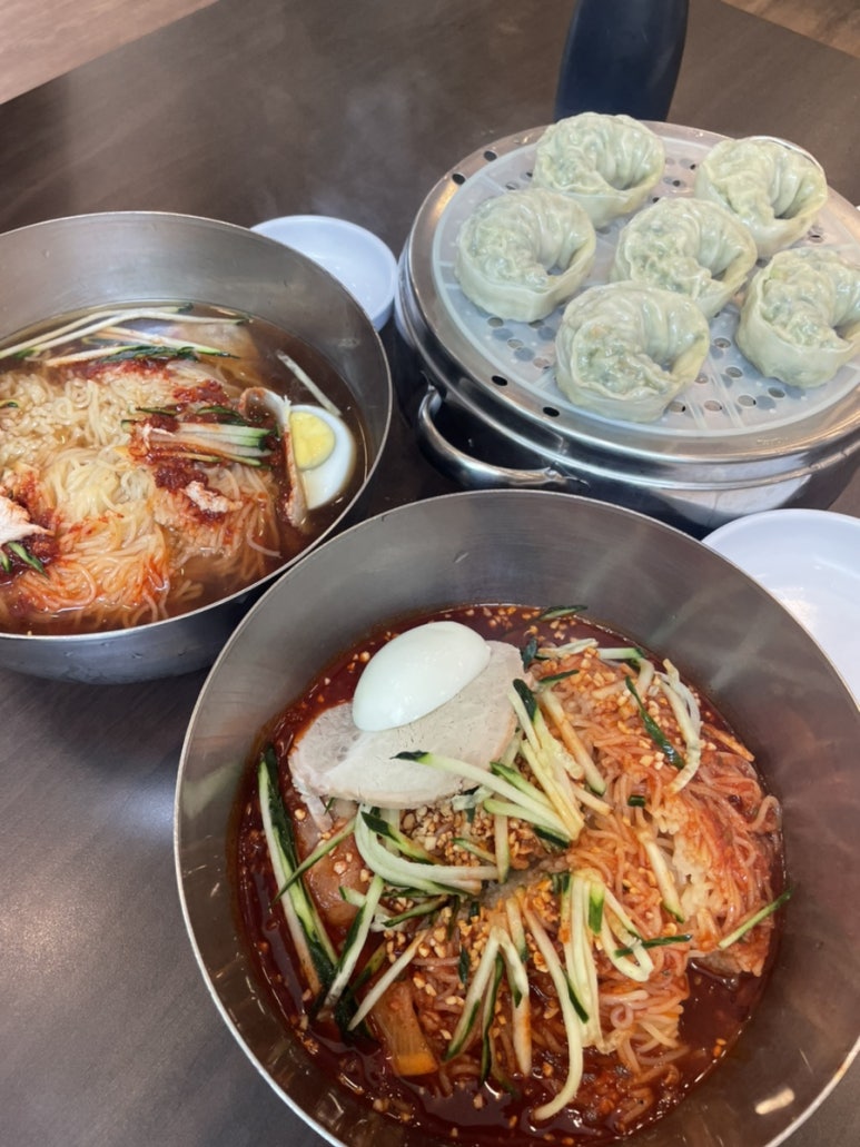 본밀면 이미지