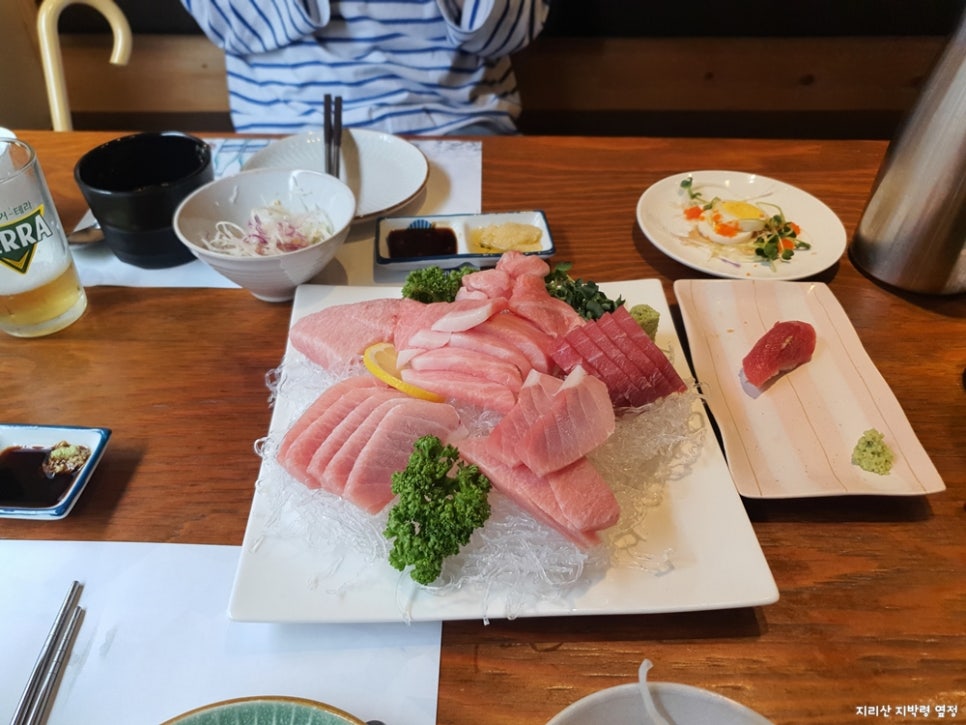 참치공장 이미지