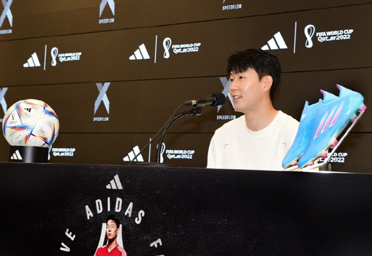 아디다스퍼포먼스브랜드센터 이미지