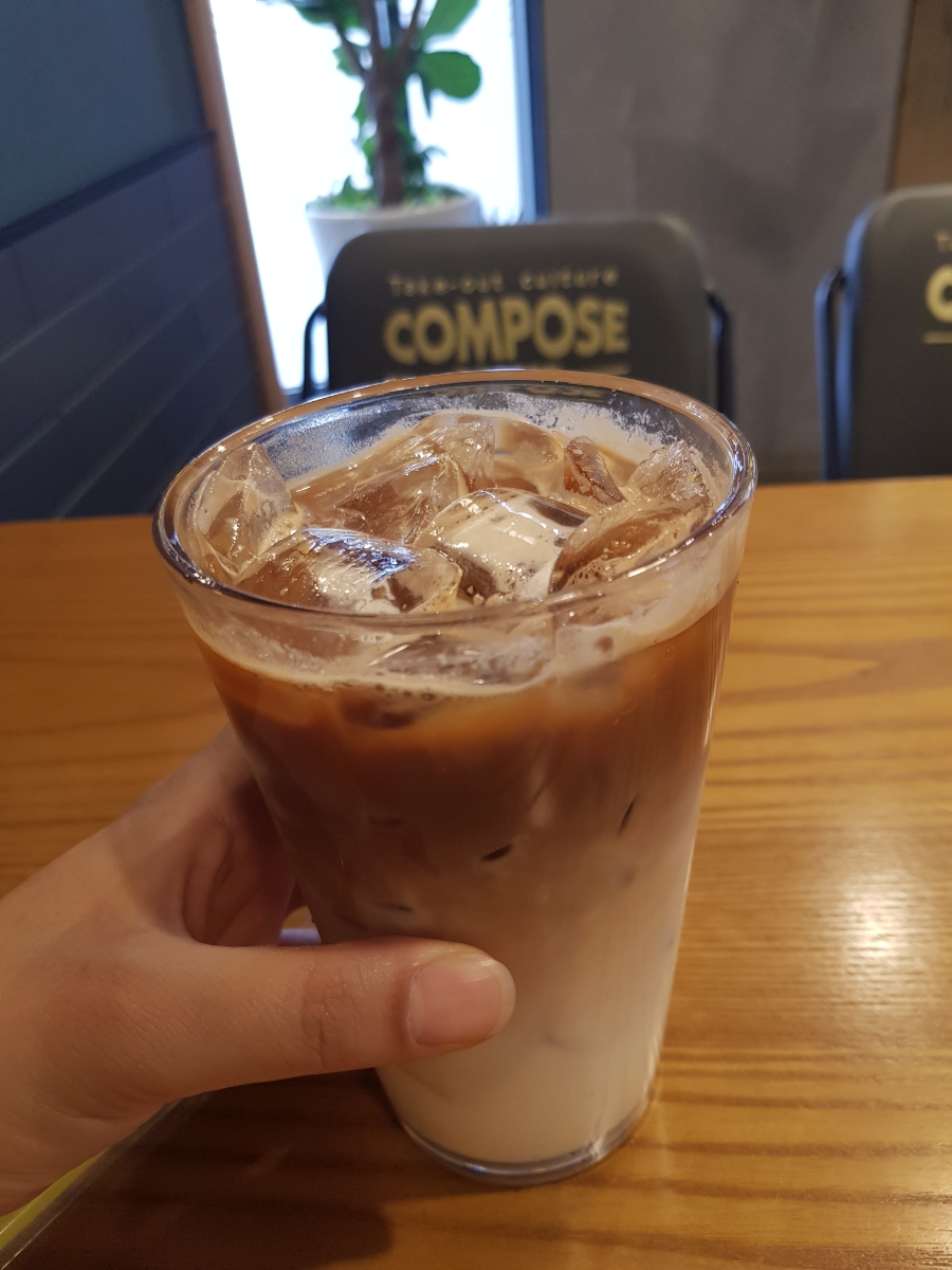 컴포즈커피화성병점 이미지