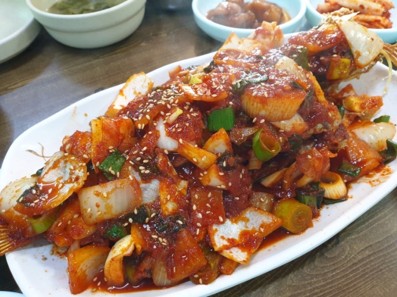 두리음식점 이미지