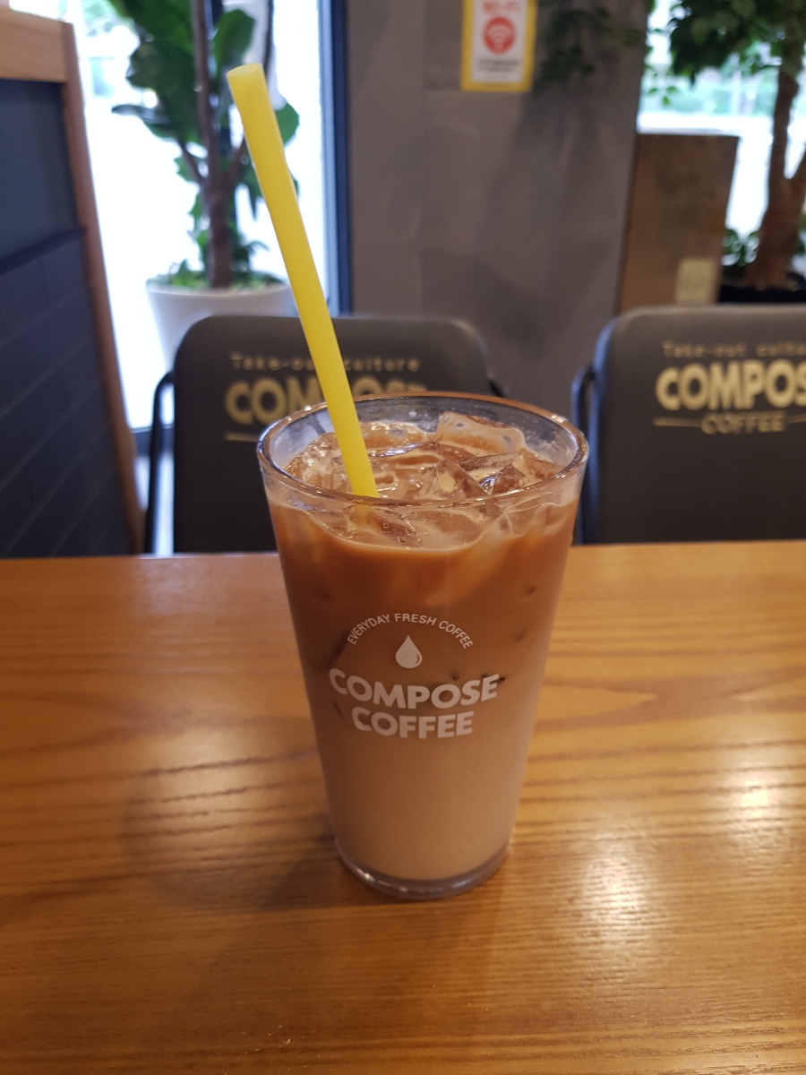 컴포즈커피화성병점 이미지