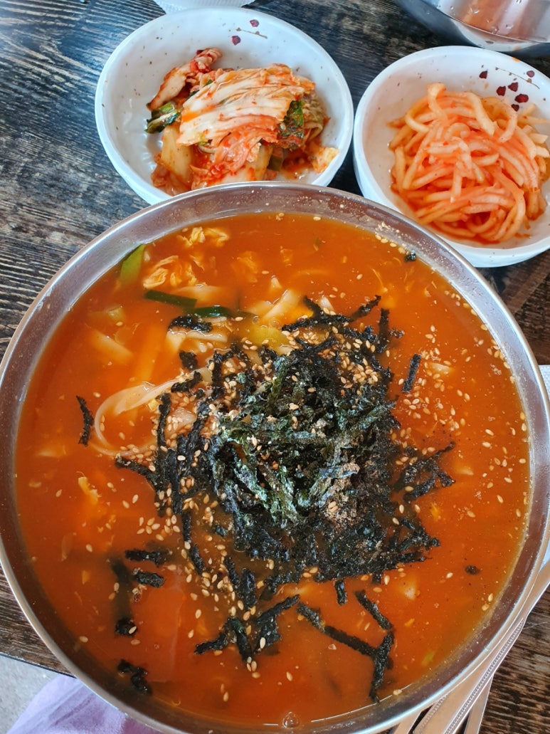 왕솔밭칼국수 이미지