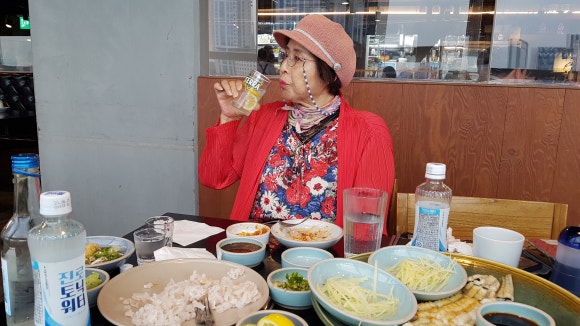 진주세꼬시 이미지