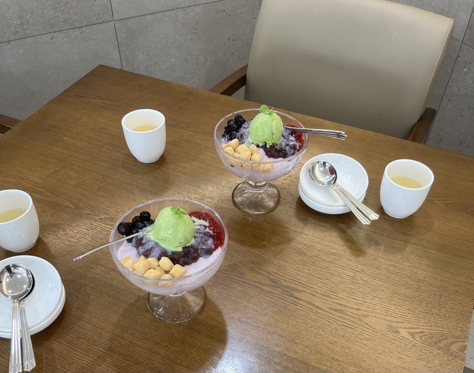 우렁소머리국밥 이미지