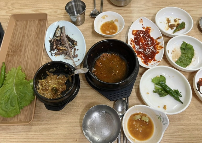 제육우렁쌈밥 이미지