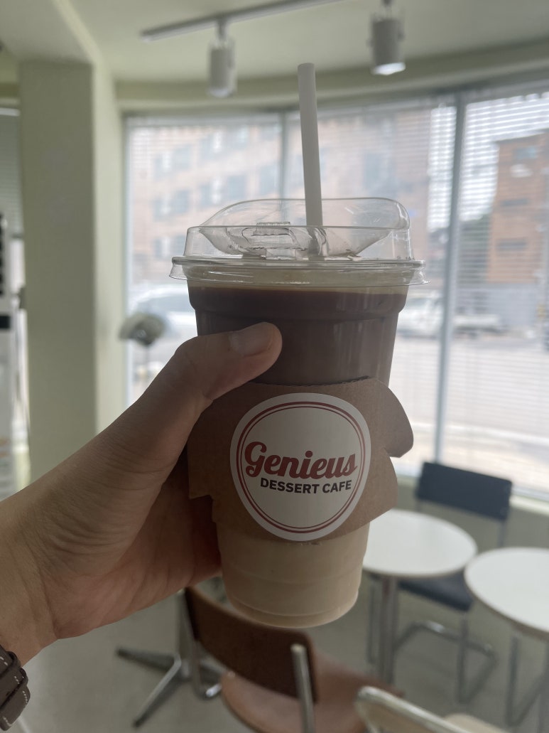 지니어스(GenieUS) 이미지