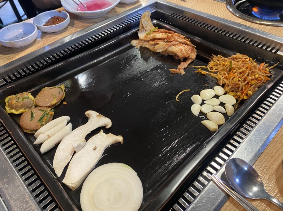 숙성초벌돼지구이정돈가 이미지