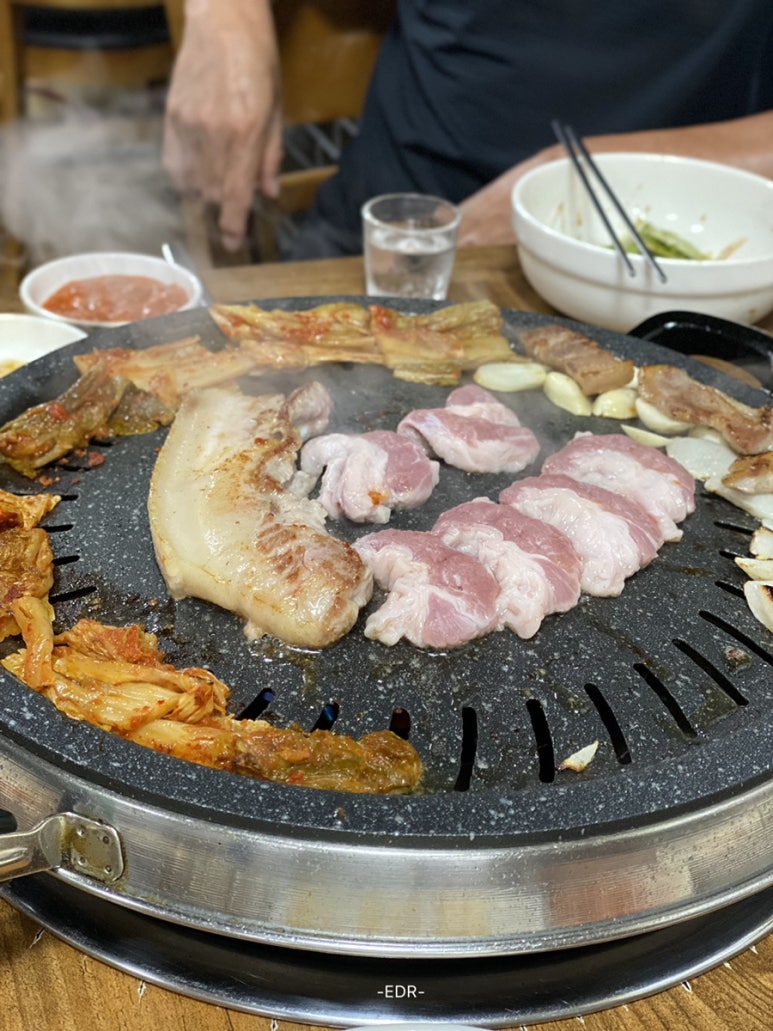 대웅식육식당 이미지