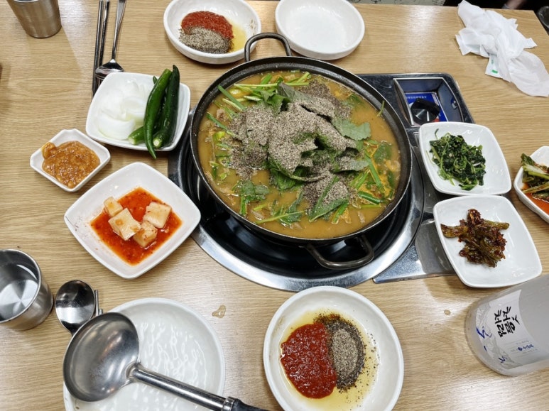 참고을흑염소 이미지
