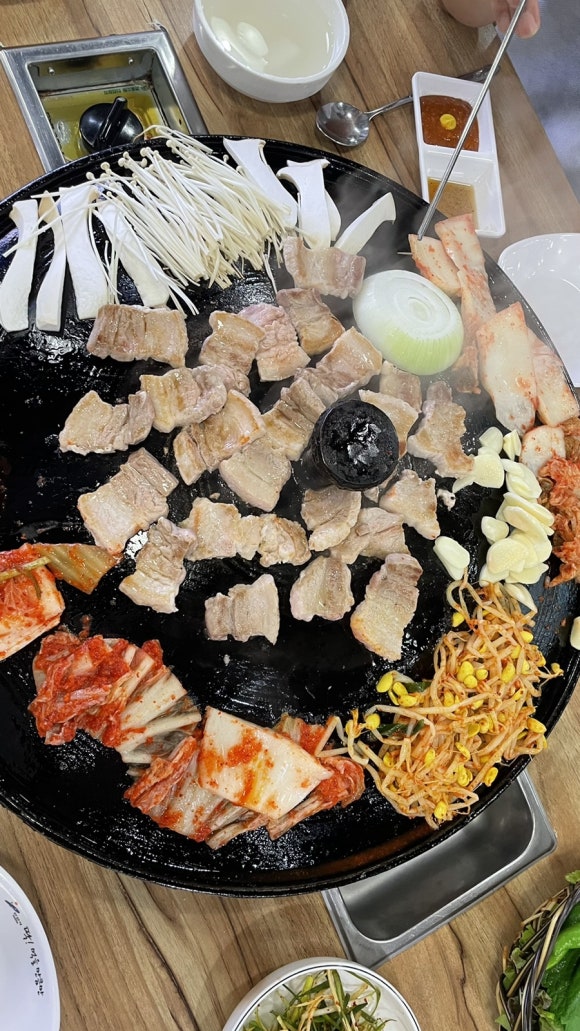 마루솥뚜껑와인삼겹살 이미지