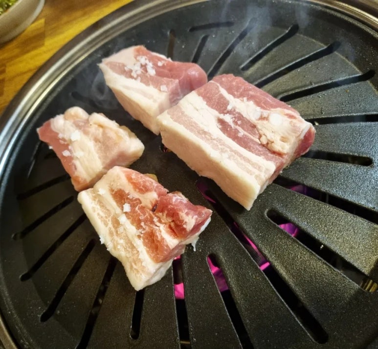 이성진의왕도마소금구이 이미지