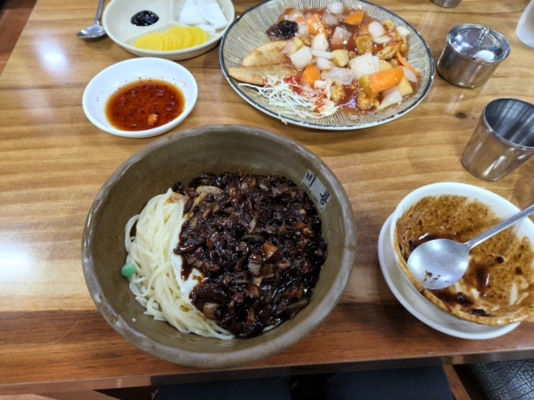와룡성옛날손짜장 이미지