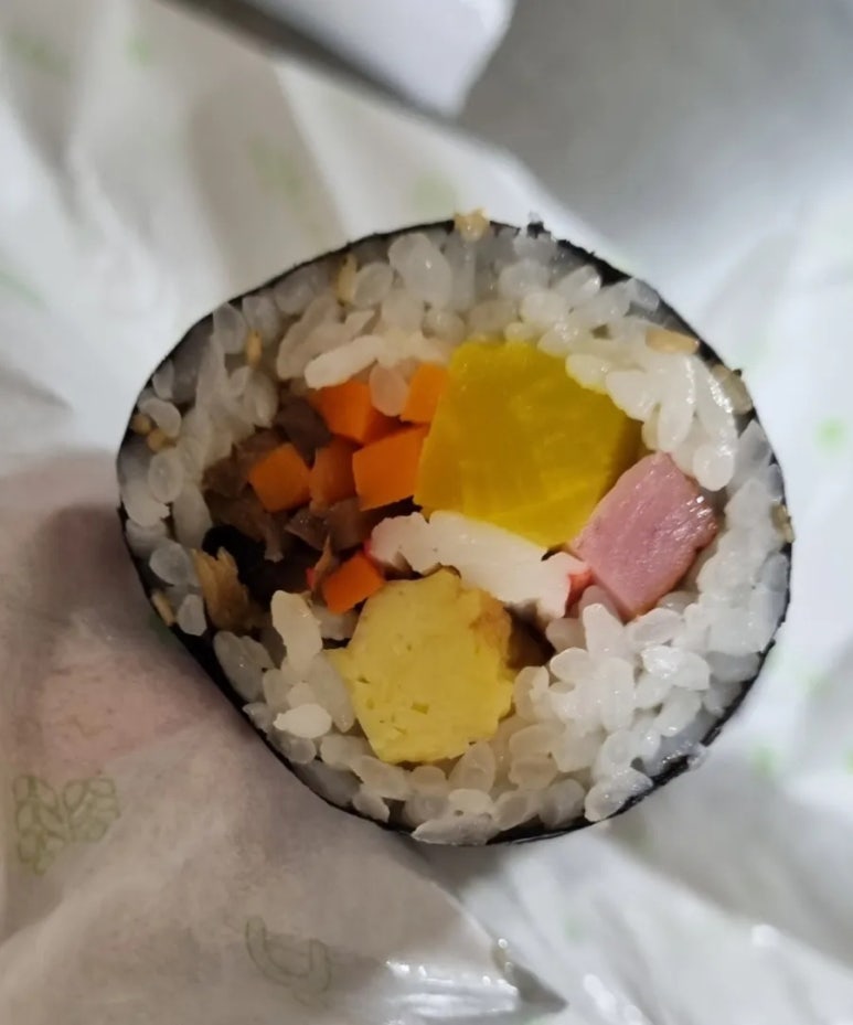 고봉민김밥 이미지