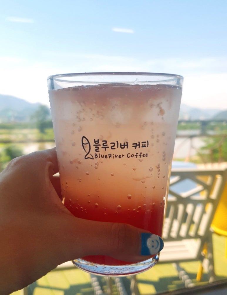 블루리버커피 이미지