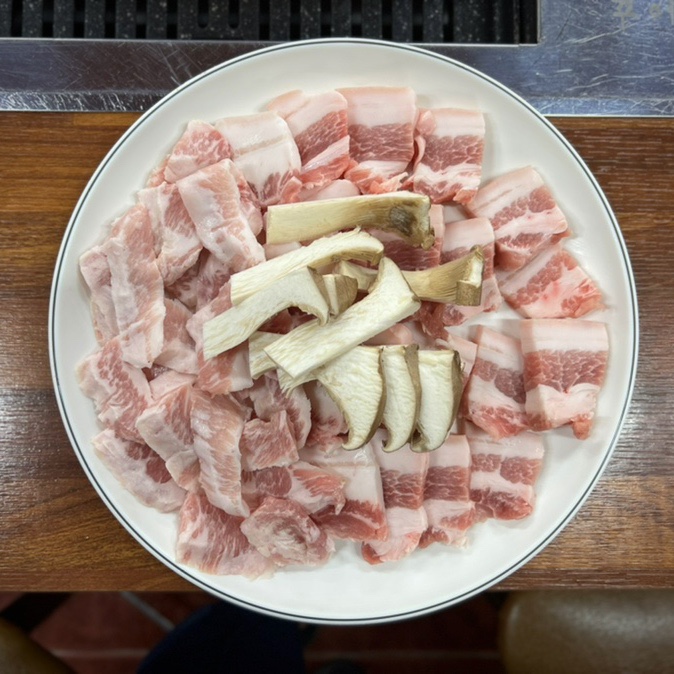 문창구이식당 이미지