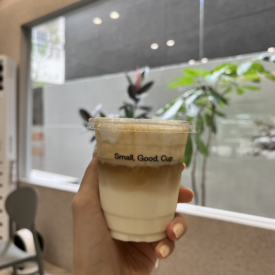 스몰굿커피 광안역점 이미지