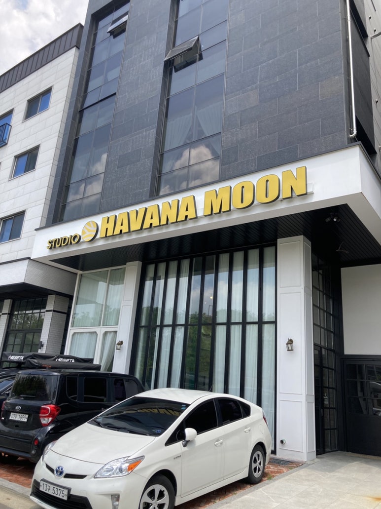 문스튜디오 이미지