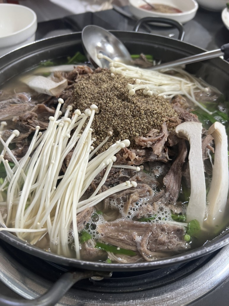 대월흑염소탕 이미지