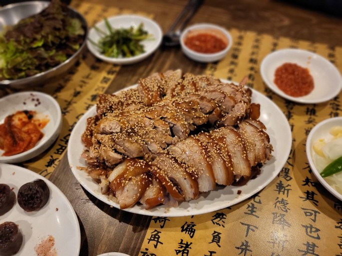 장충동영양족발 이미지
