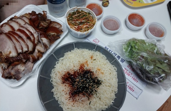 양지리족발 이미지