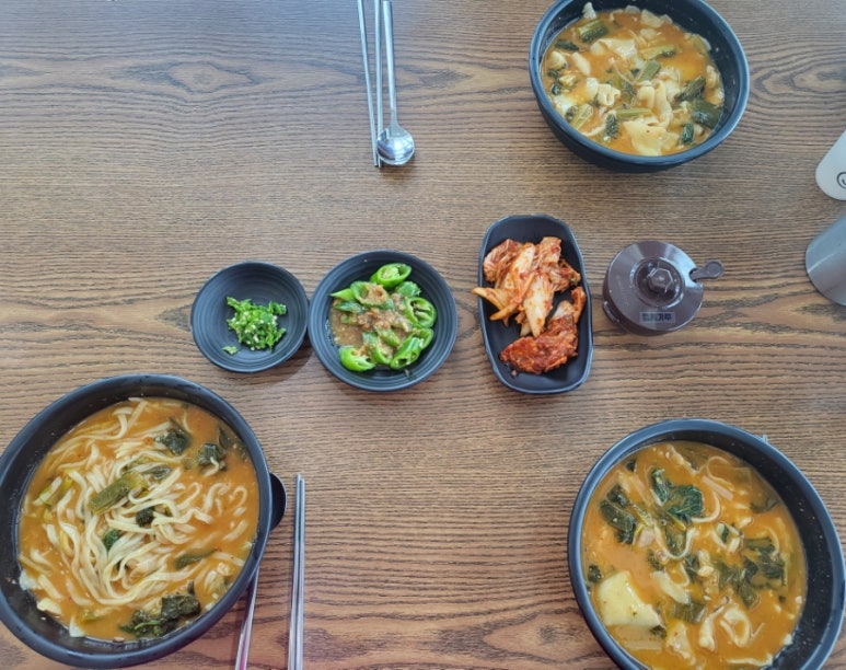 엄딸어탕칼국수 이미지