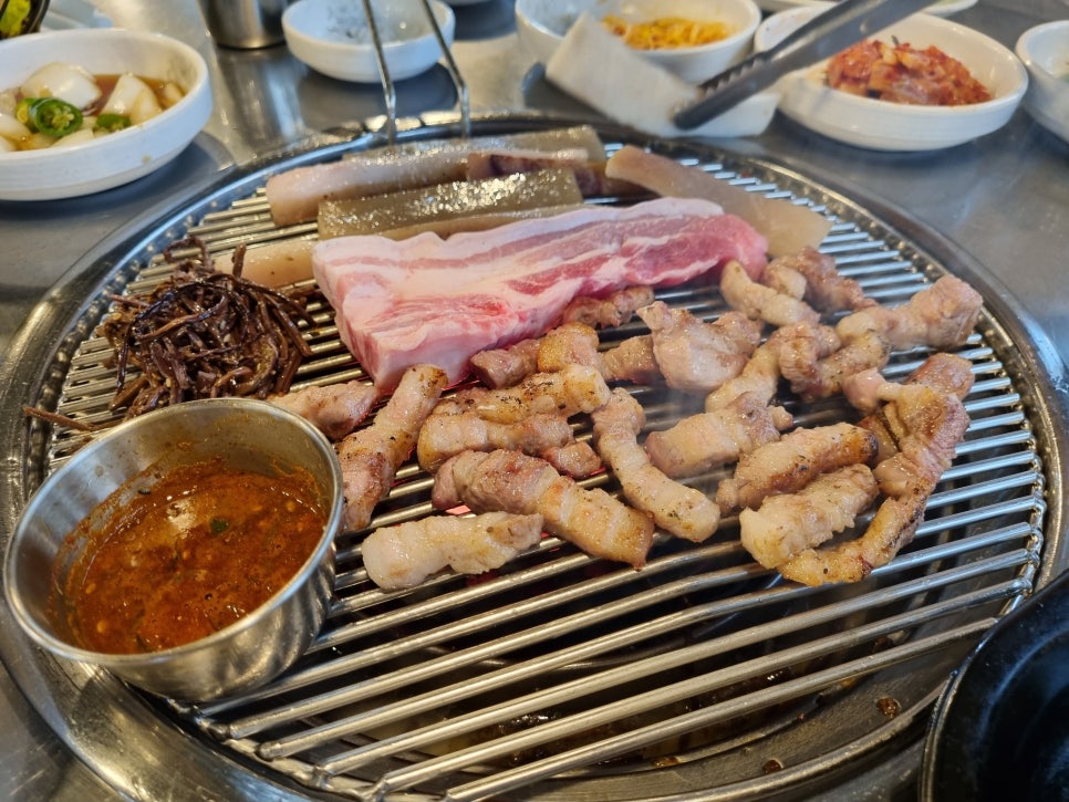 산방산흙돼지맛집 이미지